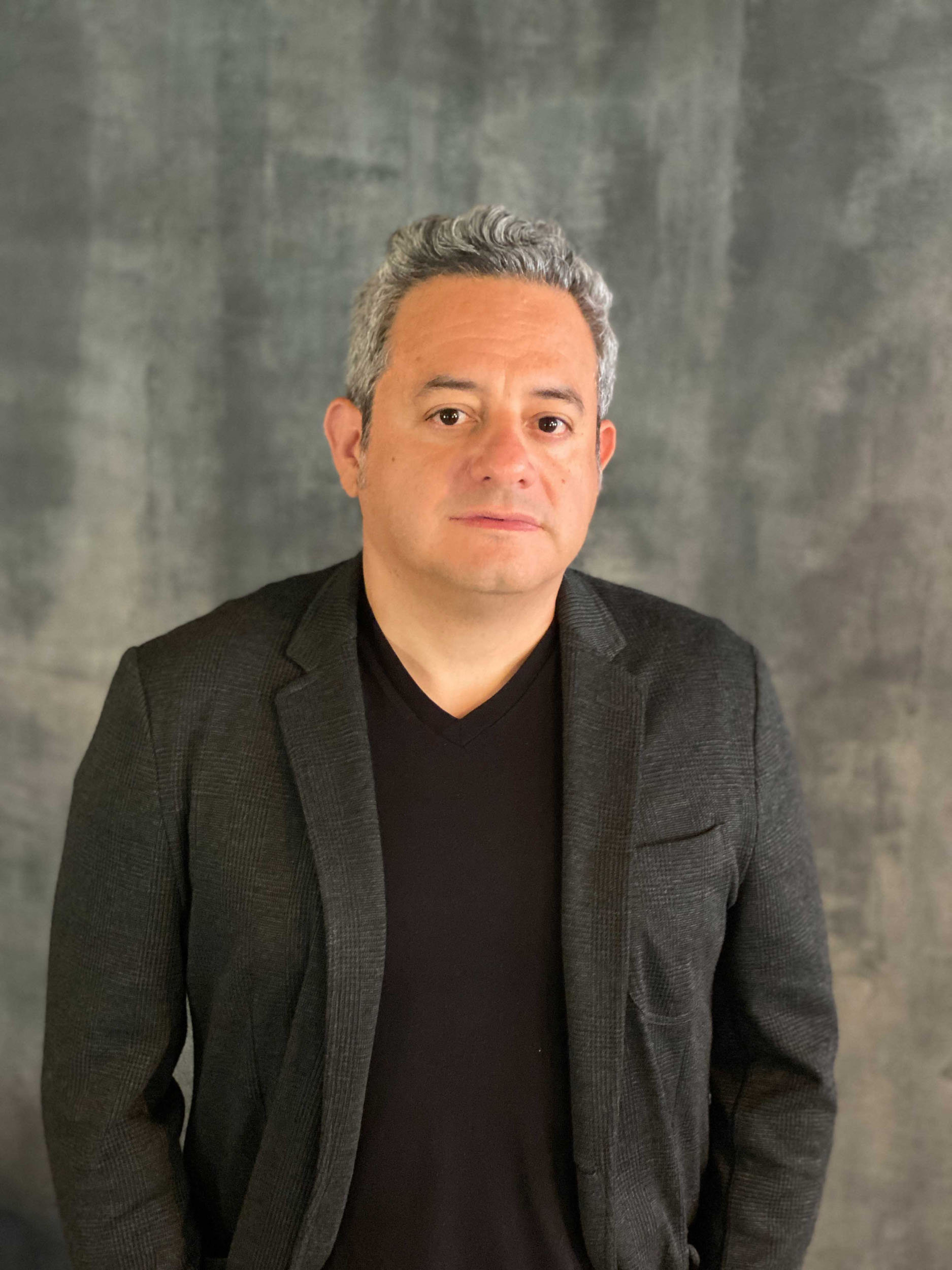 Walter L Martinez